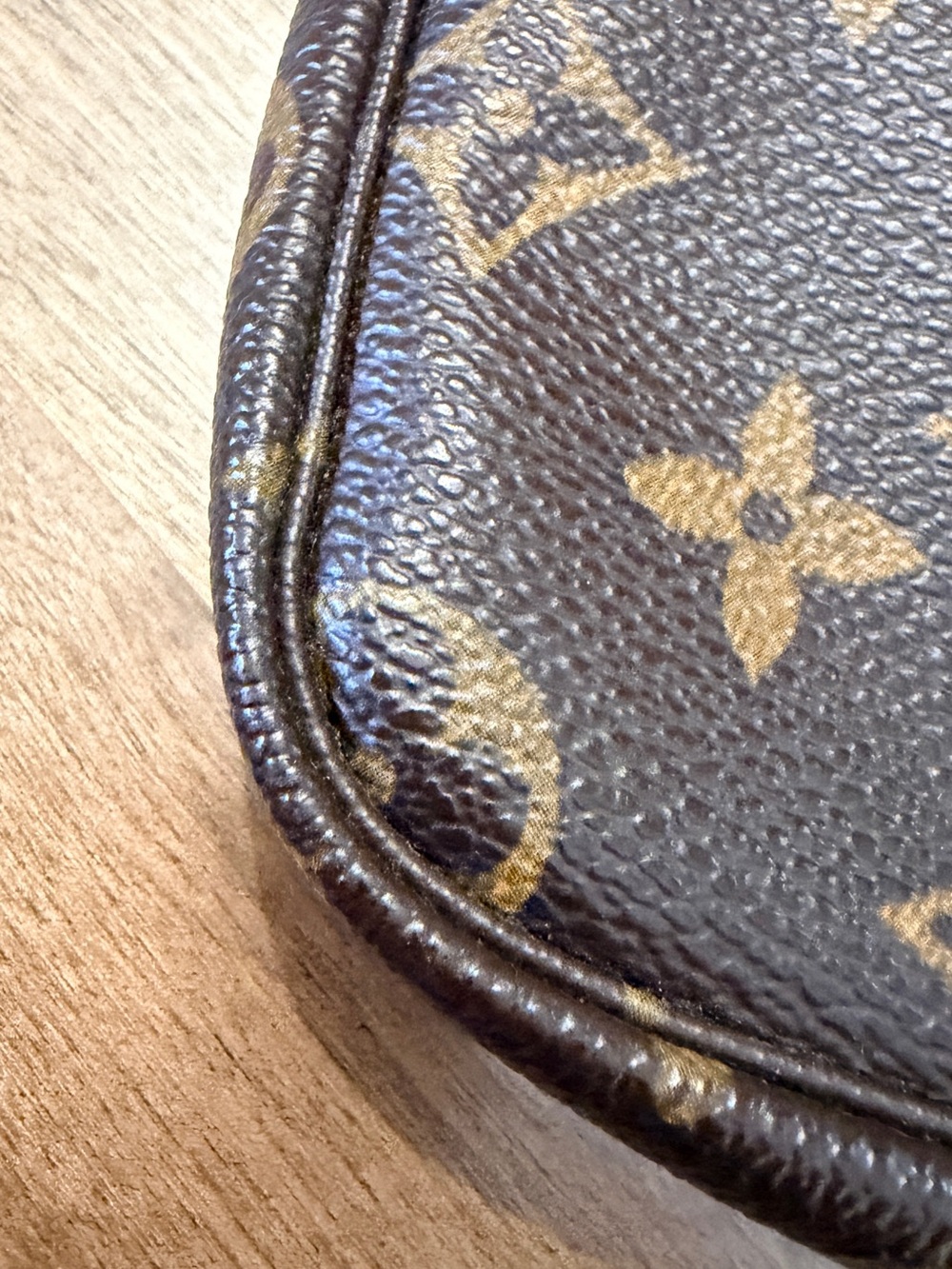 Louis Vuitton Monogram Mini Pochette with Vachetta Strap - Picture 3 of 14